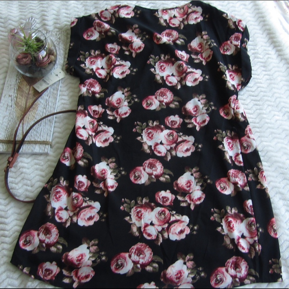 Wishful Park Rose Mini Dress With Belt Super Cute - Picture 7 of 8